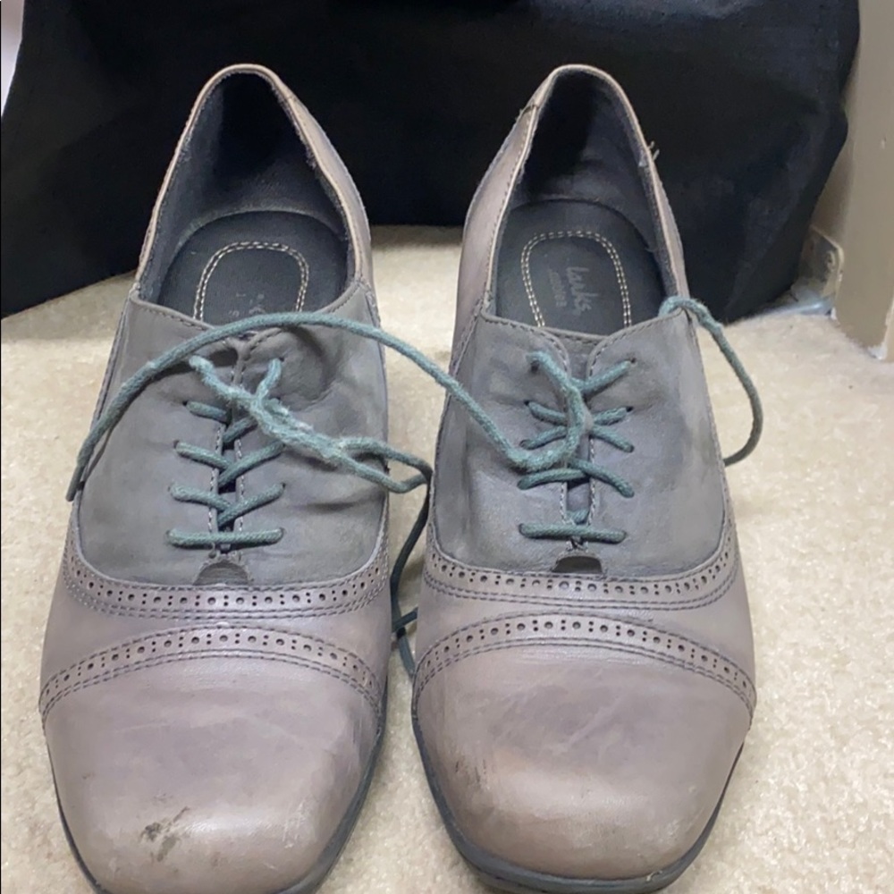 Women’s tuxedo shoes